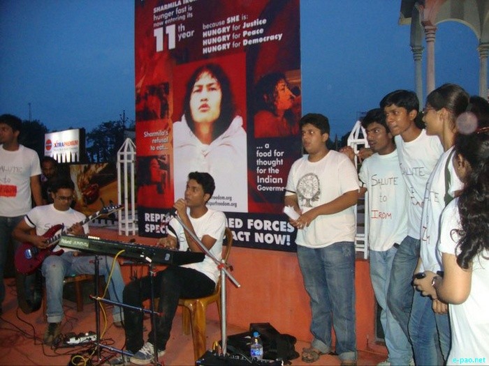 Candle Light March in support of Irom Sharmila at Kargil Chowk, Patna :: July 01 2011