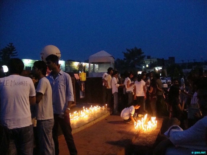 Candle Light March in support of Irom Sharmila at Kargil Chowk, Patna :: July 01 2011