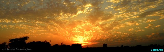 Sunsets clicked at Hutti Gold Mines regions, Karnataka :: 2010
