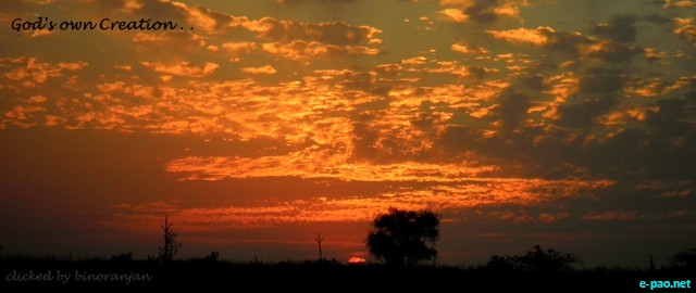 Sunsets clicked at Hutti Gold Mines regions, Karnataka :: 2010