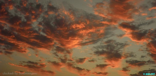 Sunsets clicked at Hutti Gold Mines regions, Karnataka :: 2010