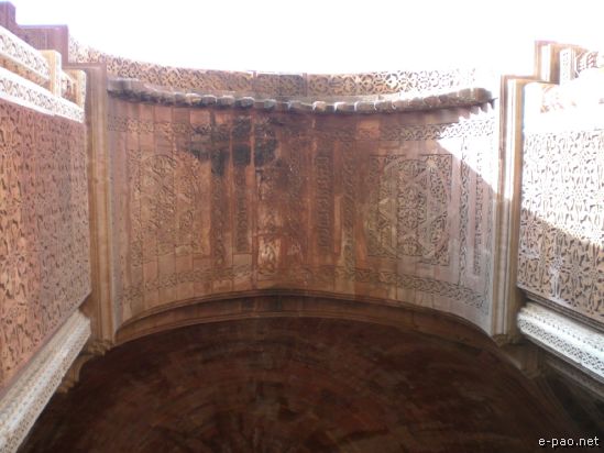Qutub Minar - Delhi :: 2007