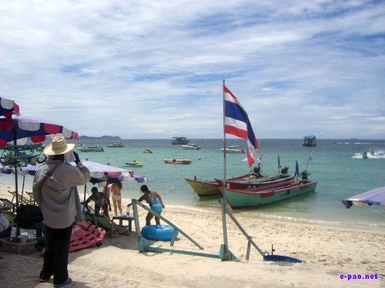 Ko Lan or Coral Island :: Thailand 2008