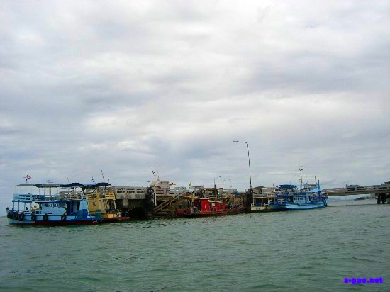 Ko Lan or Coral Island :: Thailand 2008