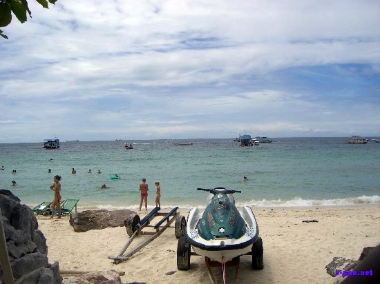 Ko Lan or Coral Island :: Thailand 2008