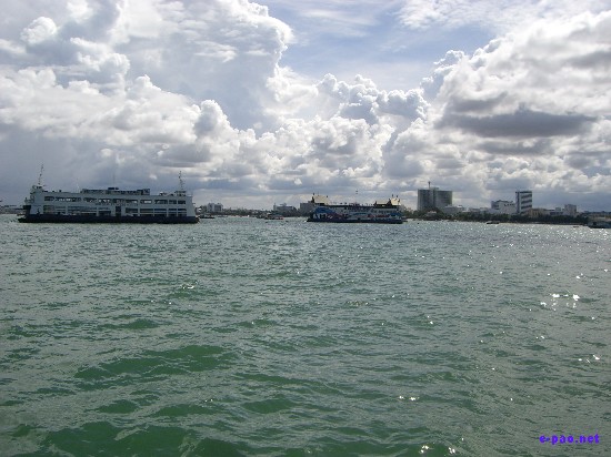 Ko Lan or Coral Island :: Thailand 2008