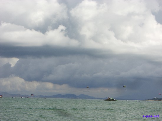 Ko Lan or Coral Island :: Thailand 2008