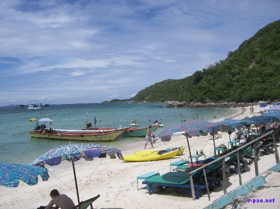 Ko Lan or Coral Island :: Thailand 2008