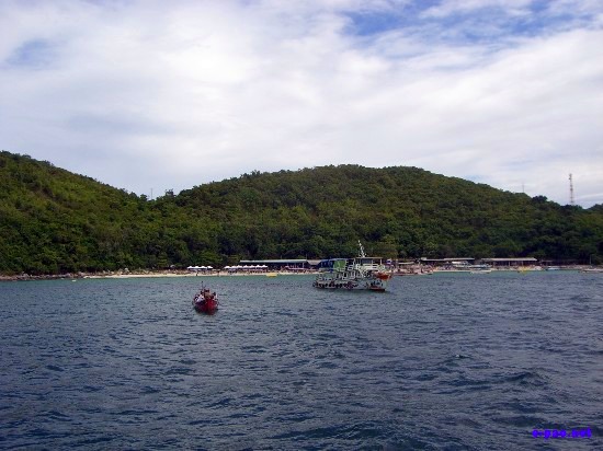 Ko Lan or Coral Island :: Thailand 2008