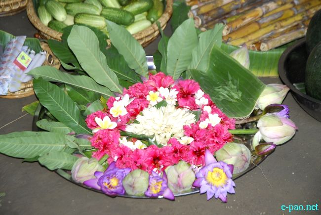 Pot Lanba at KhunthokHanbi Lai Haraoba :: 19 May 2011