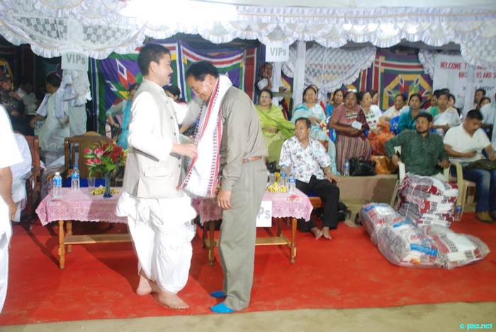 Tangkhuls witness Tangkhul's role in Laiharaoba at Wangoo Tampha Lairembi Haraoba :: 19 May 2011