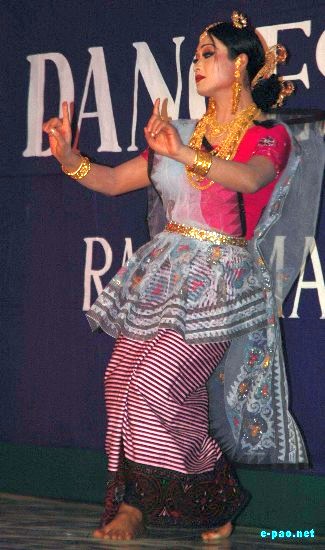 Shumang Leela Artist RK Sanaton's Dance :: 2008
