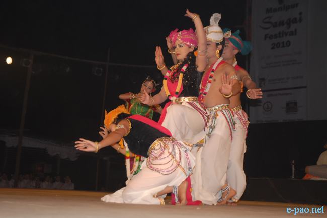 Cultural Show at The Manipur Sangai Tourism Festival :: 21-30 November 2010