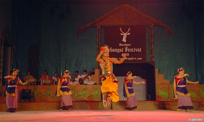 Manipuri Dance at the Manipur Sangai Tourism Festival 2011 :: 28 November
