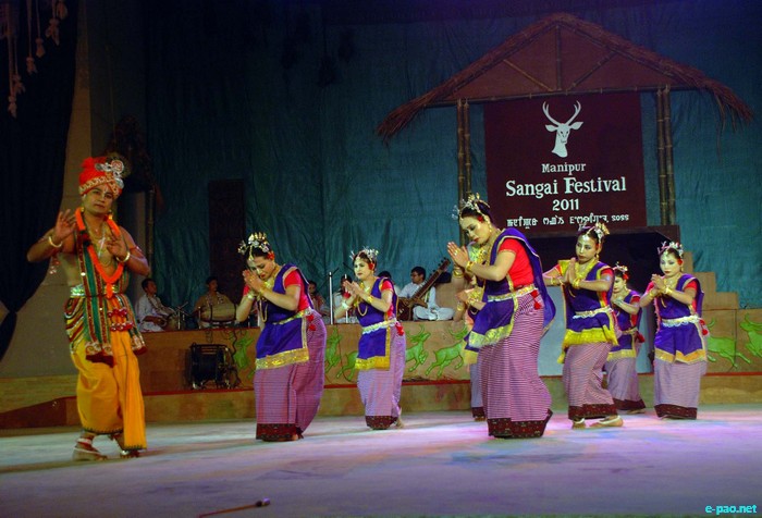 Manipuri Dance at the Manipur Sangai Tourism Festival 2011 :: 28 November