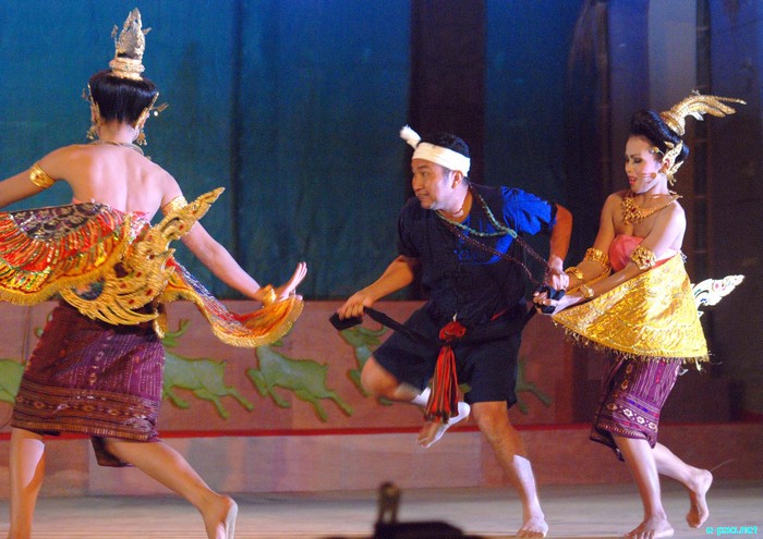 Thai Cultural Dance at the Manipur Sangai Tourism Festival 2011 :: 28 November