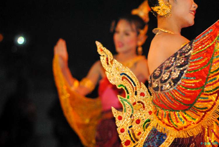 Thai Cultural Dance at the Manipur Sangai Tourism Festival 2011 :: 28 Nov 2011