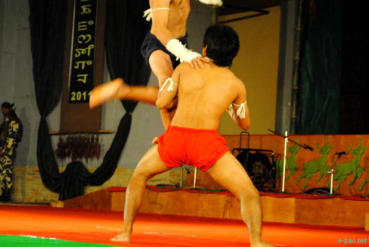 Thai Cultural Dance at the Manipur Sangai Tourism Festival 2011 :: 28 Nov 2011