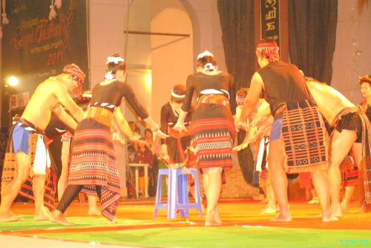 Thai Cultural Dance at the Manipur Sangai Tourism Festival 2011 :: 28 Nov 2011