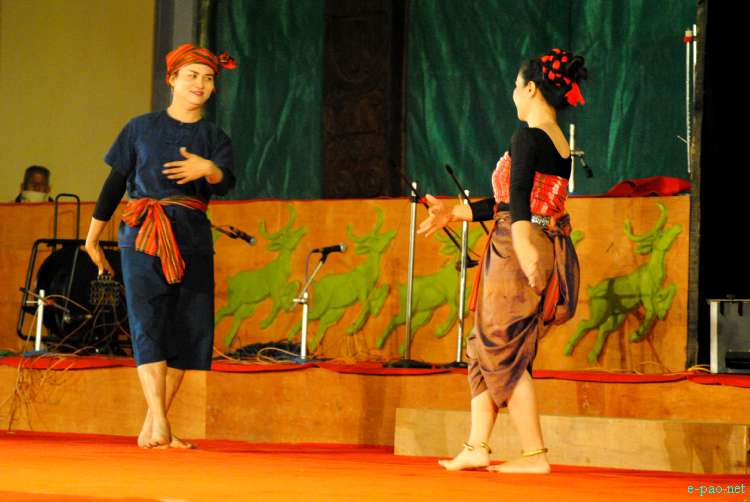 Thai Cultural Dance at the Manipur Sangai Tourism Festival 2011 :: 28 Nov 2011