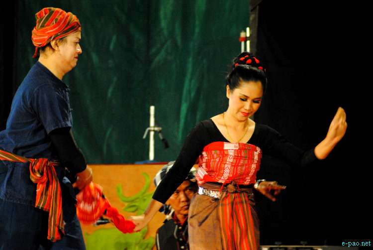 Thai Cultural Dance at the Manipur Sangai Tourism Festival 2011 :: 28 Nov 2011