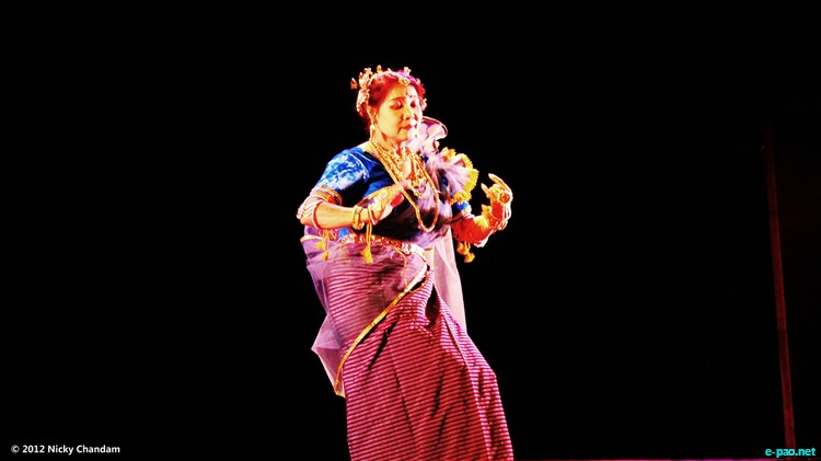 Nayikaa - A dance direction by  Dr Sonal Mansingh at Delhi :: 17 Jan 2012
