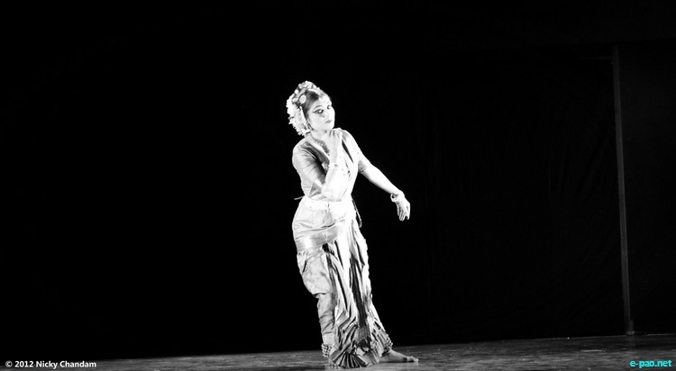 Nayikaa - A dance direction by  Dr Sonal Mansingh at Delhi :: 17 Jan 2012