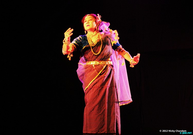 Nayikaa - A dance direction by  Dr Sonal Mansingh at Delhi :: 17 Jan 2012