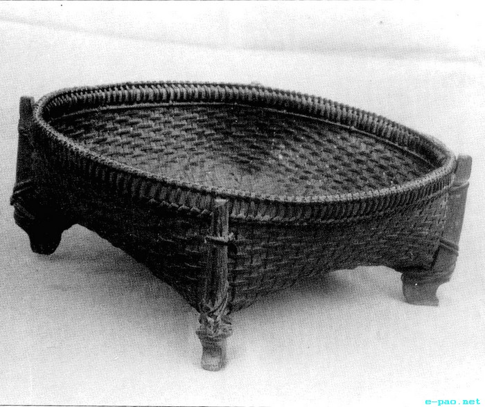 Selluk. Meitiei Bamboo basket used as a container for yarn and shuttle for weaving. Height 12 cm. Diameter of the mouth is 28 cm