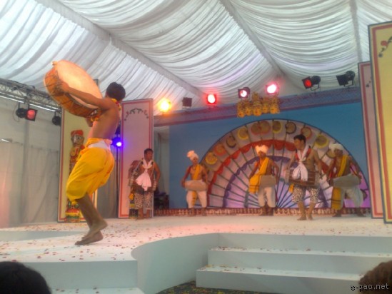 Dhol and Pung Chollom at Festival of India - Singapore :: 2008