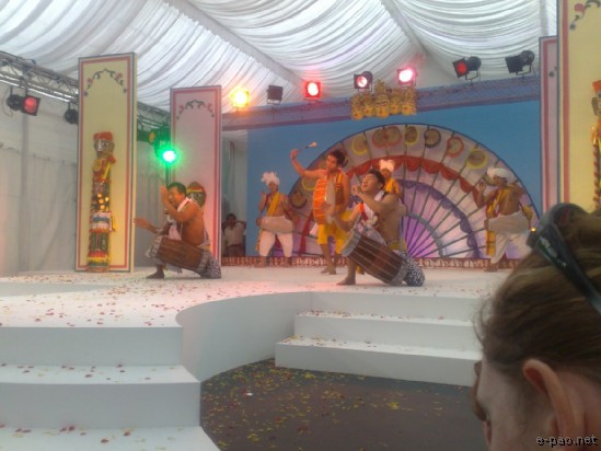 Dhol and Pung Chollom at Festival of India - Singapore :: 2008