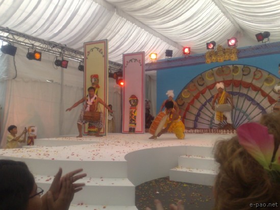 Dhol and Pung Chollom at Festival of India - Singapore :: 2008