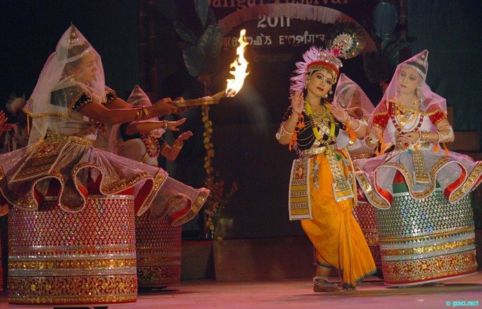Ras Leela at the Manipur Sangai Tourism Festival 2011 :: 28 November