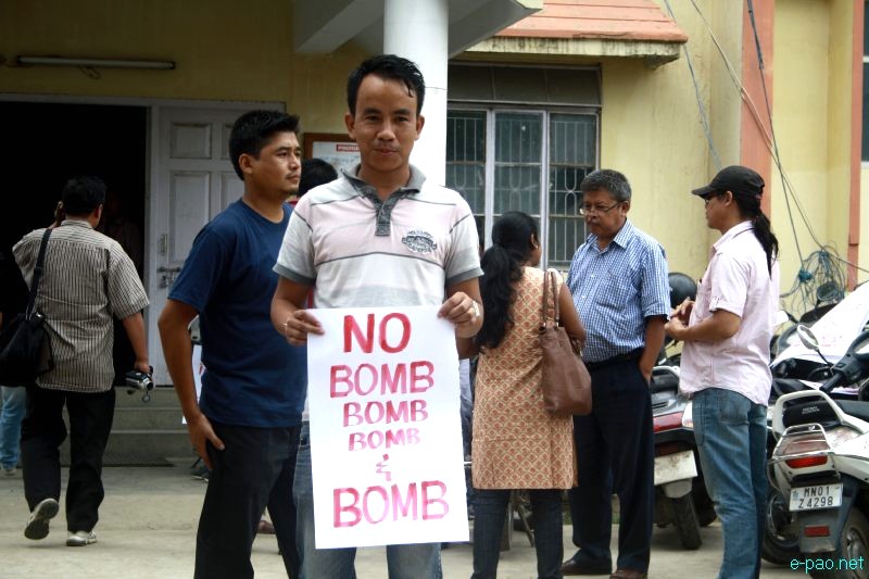 All Manipur Working Journalists Union (AMWJU) protest rally at Imphal - Part 1 :: 12th August 2012