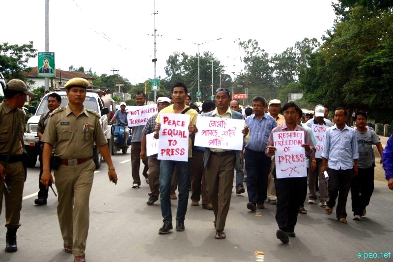 All Manipur Working Journalists Union (AMWJU) protest rally at Imphal - Part 2 :: 12th August 2012