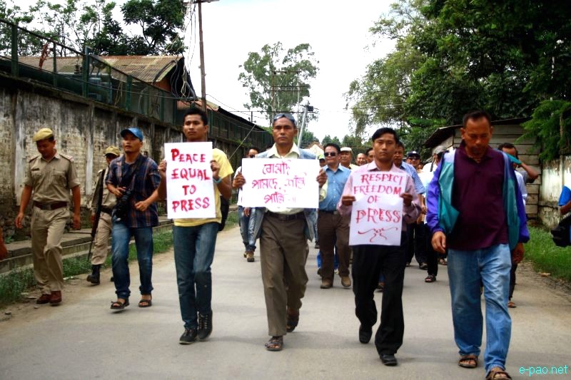 All Manipur Working Journalists Union (AMWJU) protest rally at Imphal - Part 2 :: 12th August 2012
