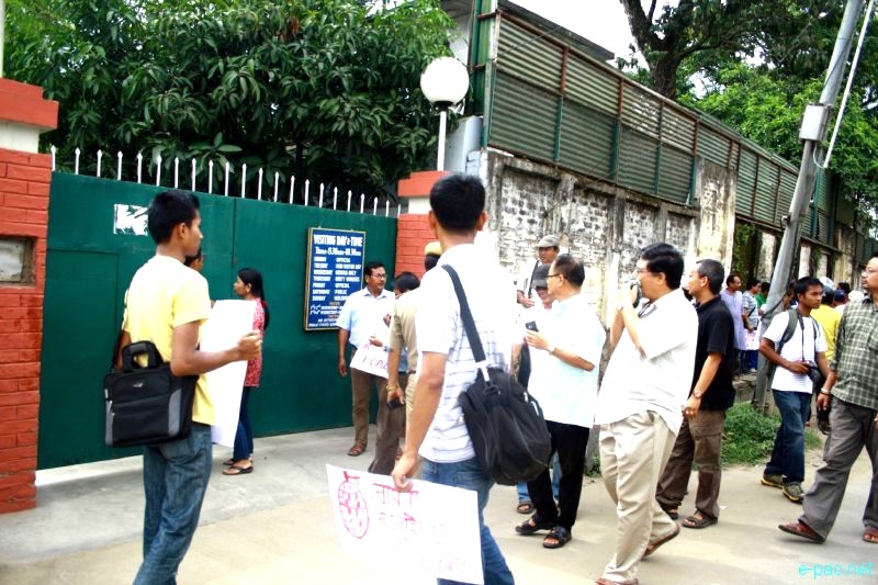 All Manipur Working Journalists Union (AMWJU) protest rally at Imphal - Part 2 :: 12th August 2012