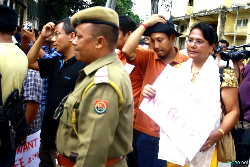 All Manipur Working Journalists Union (AMWJU) protest rally at Imphal - Part 2 :: 12th August 2012