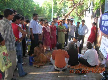 Dharna to support people's movement in Burma :: 2007