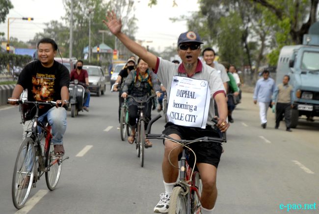 Critical Mass Cycle :: April 29 2011