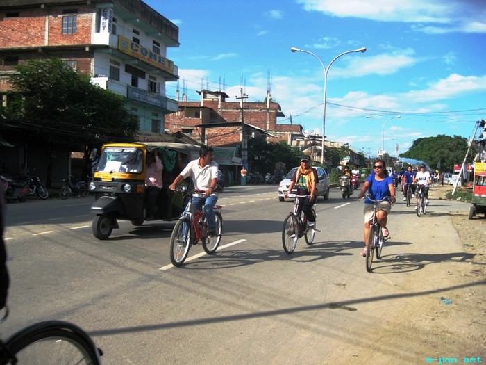 Fifth Critical Mass of cycle enthusiast cycling  at Imphal :: 28 August 2011  