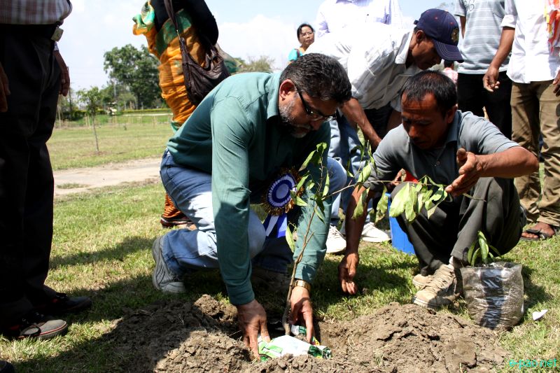 Earth Day 2012 at Kangla with Women's Enviroment Protection Force (WEPF), Manipur :: 22 April 2012