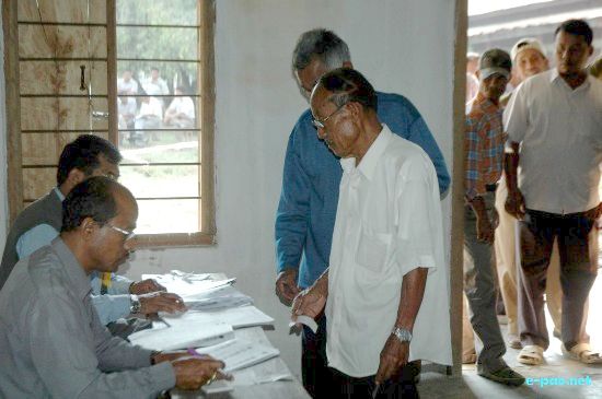 Voting for 1st Phase of Lok Sabha 2009 (Outer) :: April 15 2009