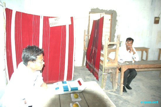 Voting for 1st Phase of Lok Sabha 2009 (Outer) :: April 15 2009