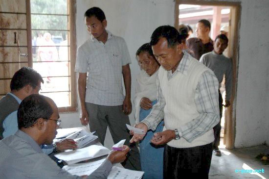 Voting for 1st Phase of Lok Sabha 2009 (Outer) :: April 15 2009