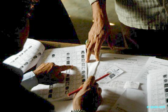 Voting for 1st Phase of Lok Sabha 2009 (Outer) :: April 15 2009