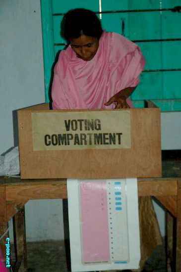 Voting for 2nd Phase of Lok Sabha 2009 (Inner) :: April 22 2009