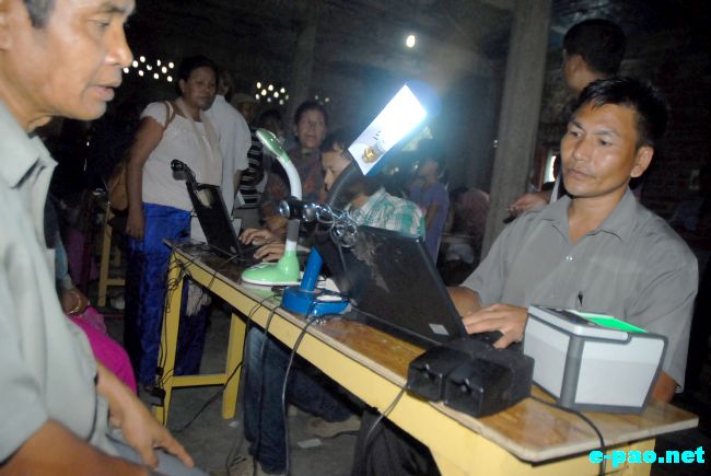 Population Census at Khoyathong polem Leikai, Imphal :: July 18 2011