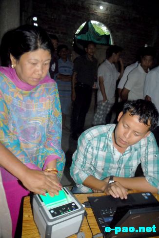 Population Census at Khoyathong polem Leikai, Imphal :: July 18 2011