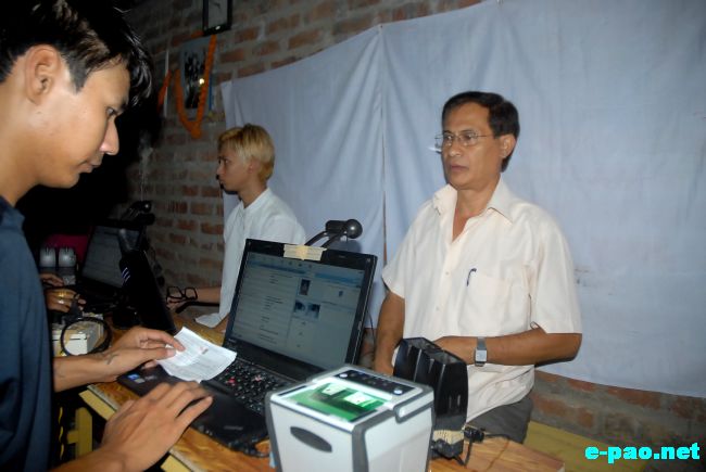 Population Census at Khoyathong polem Leikai, Imphal :: July 18 2011